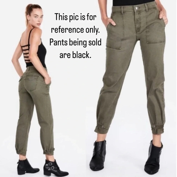 Express NWT High Rise Straight Crop Black  Utility Cargo Pants Size 4 - Picture 5 of 5